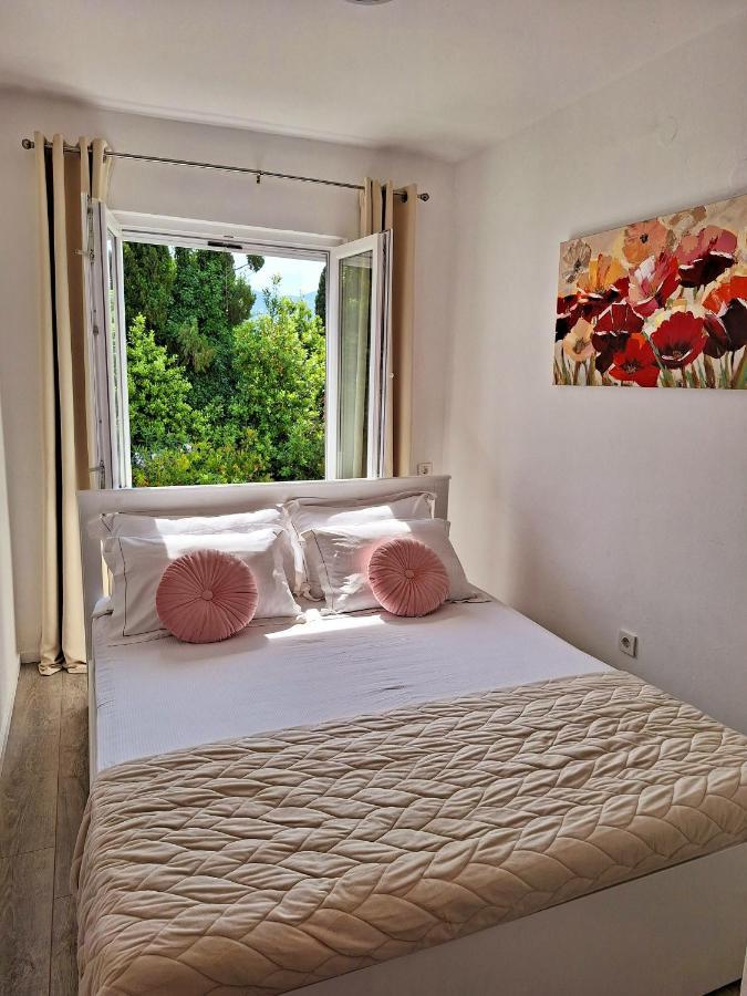 Apartment Ivy Mlini Esterno foto
