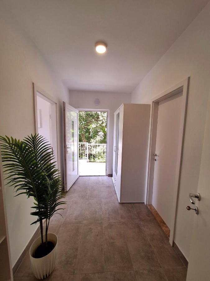 Apartment Ivy Mlini Esterno foto